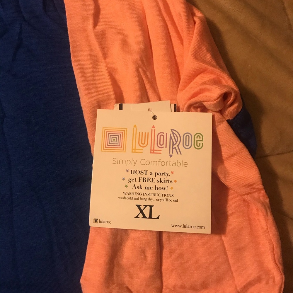 NWT Lularoe Randy - Picture 3 of 3